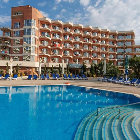 Hotel Amiral Mamaia Buitenkant foto