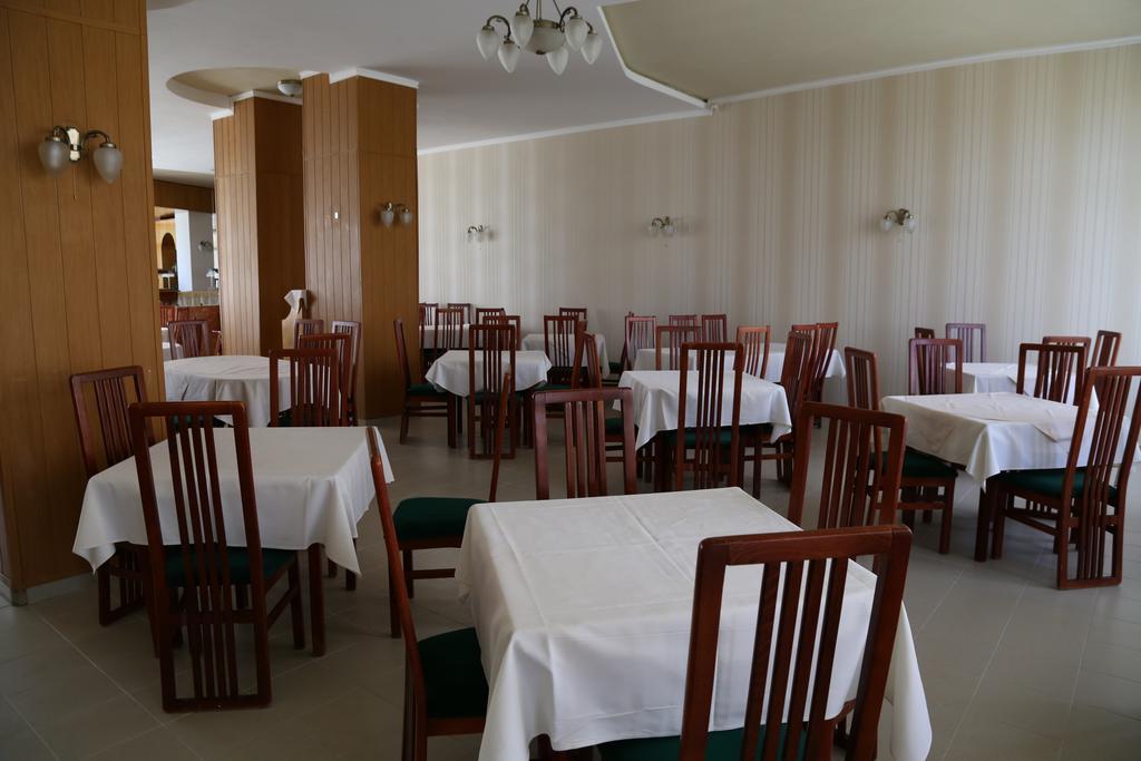 Hotel Amiral Mamaia Buitenkant foto