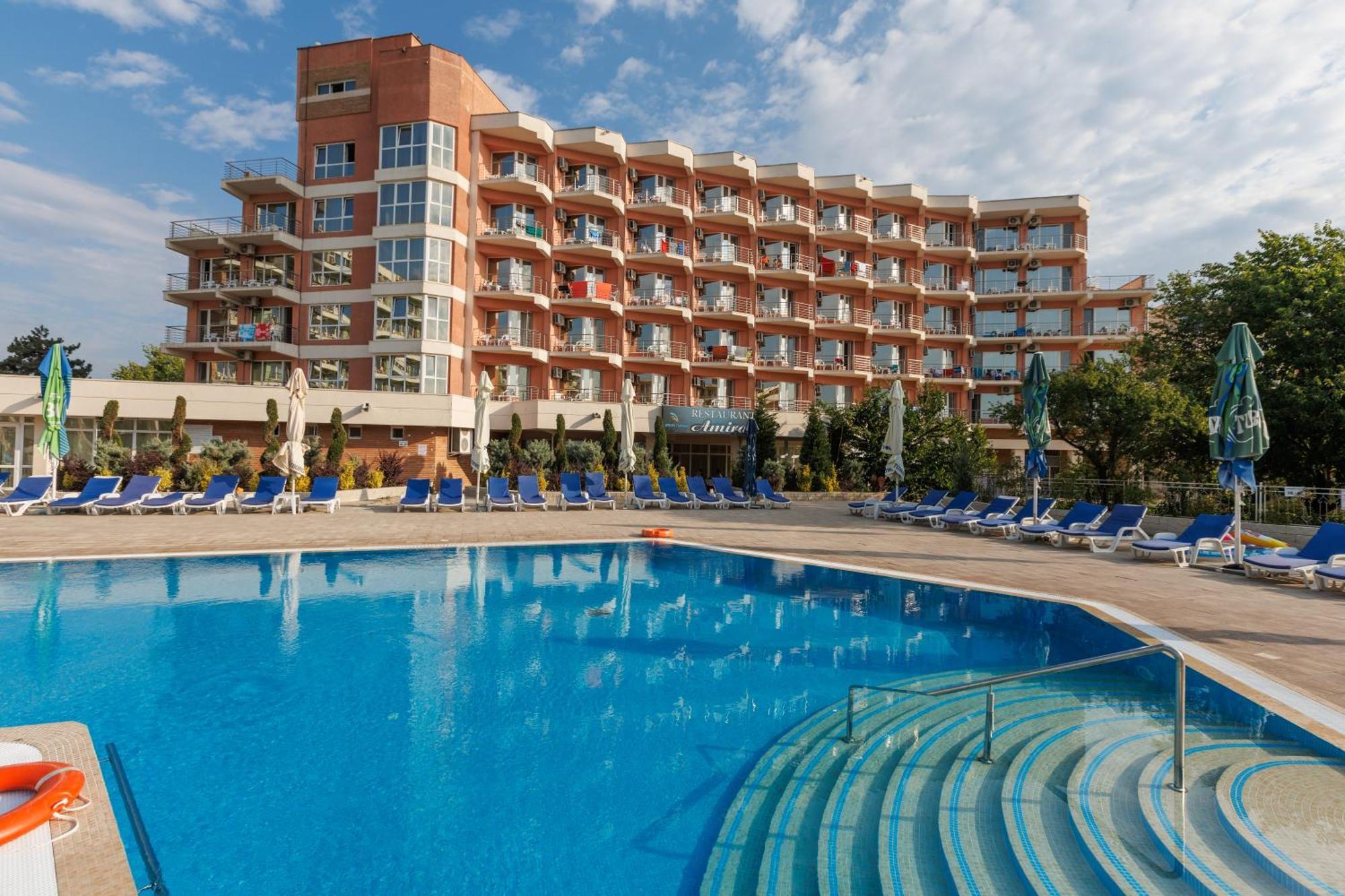 Hotel Amiral Mamaia Buitenkant foto